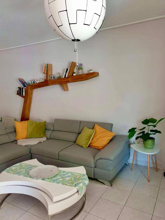 Modern 2Br City Flat 10Min From The Beach Atenas Exterior foto